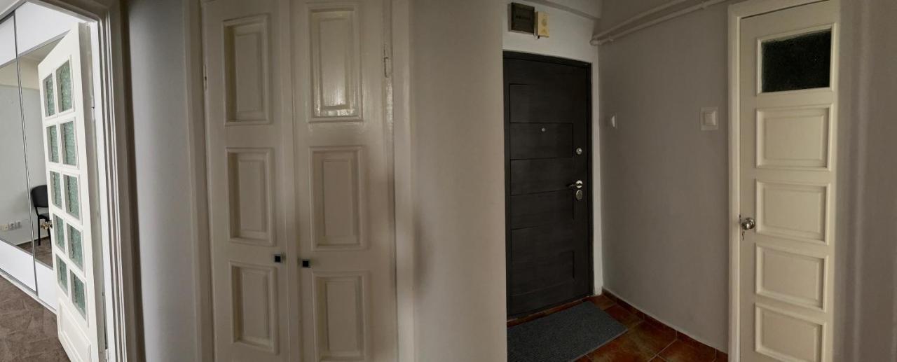 Linna Apartament 加拉茨 外观 照片